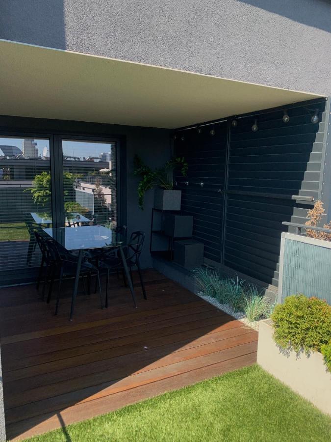 Ekskluzywny Penthouse Z Ogrodem W Centrum Lodzi Dış mekan fotoğraf