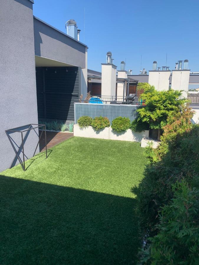 Ekskluzywny Penthouse Z Ogrodem W Centrum Lodzi Dış mekan fotoğraf