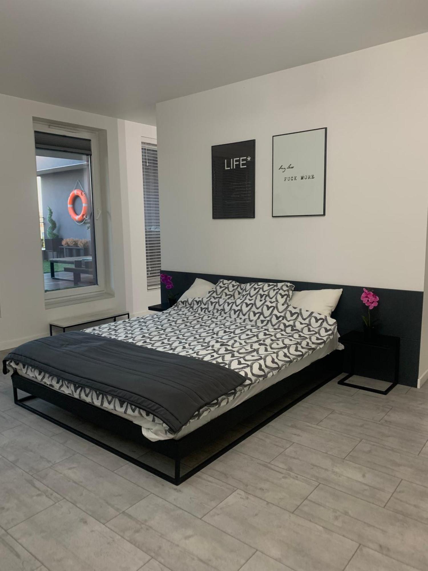 Ekskluzywny Penthouse Z Ogrodem W Centrum Lodzi Dış mekan fotoğraf